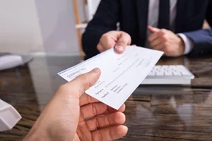 Commissions Contingent on Customer Payments Are Permissible Under the Massachusetts Wage Act